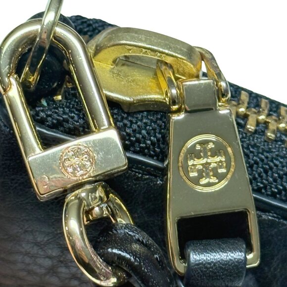 Tory Burch Robinson Pebbled Leather Wristlet Wallet – Like New, Black - Picture 7 of 11